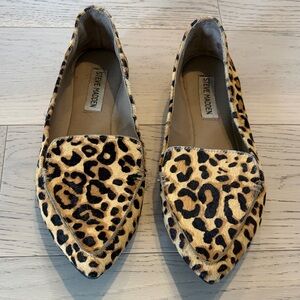Steve Madden Leopard Print Pointed Loafers in Tan and Black